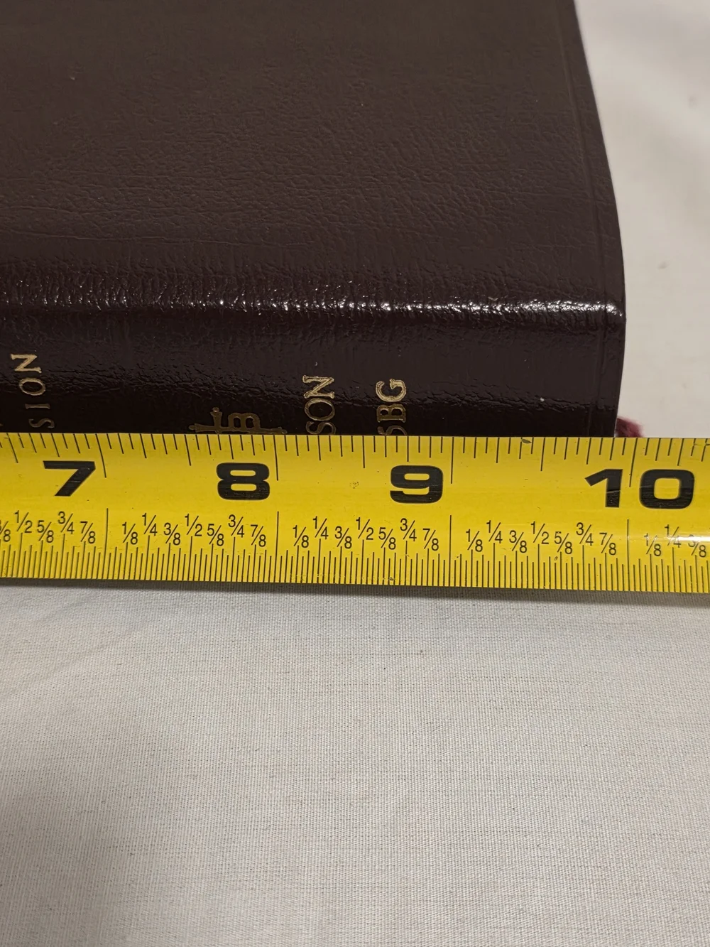 Holy Bible Open NKJV Red Letter Nelson 1982 Bonded Leather Christian